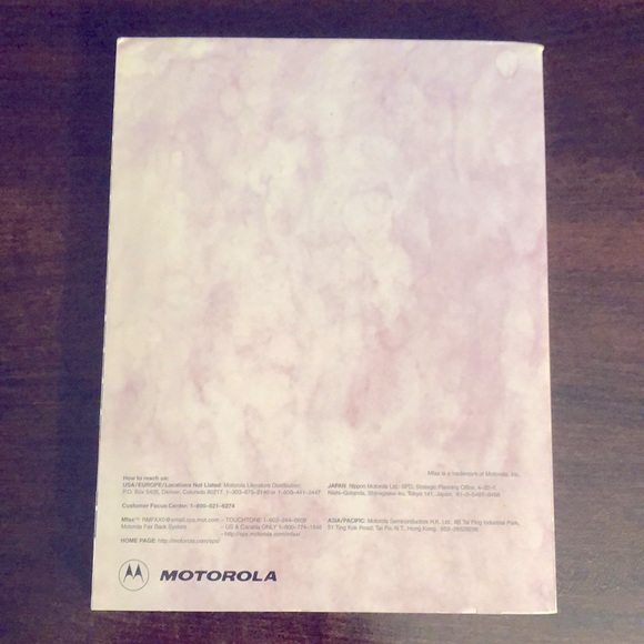 Motorola HC11 M68HC11 Reference Manual (Paperback) - Picture 2 of 3